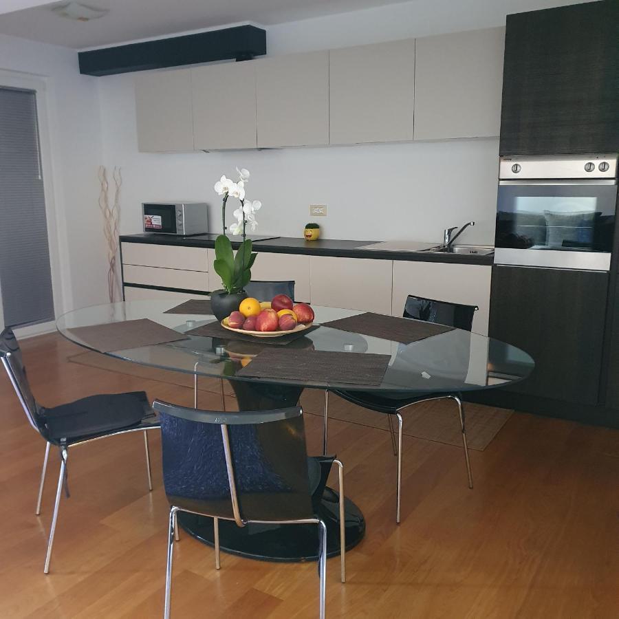 Apartments Legend روفينج المظهر الخارجي الصورة