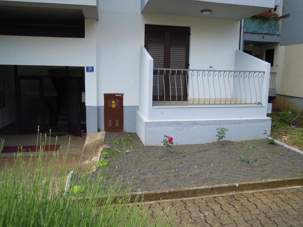 Apartments Legend روفينج الغرفة الصورة